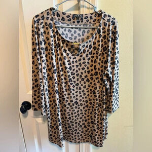 IMAN Global Chic Blouse Brown Tan Black Animal Print 3/4 Sleeve Gold Plus Sz 1X